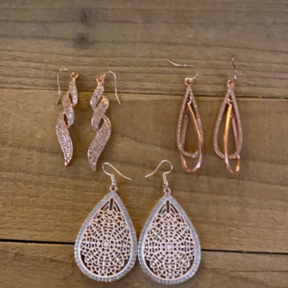 3 Earring Sets - #37 - Picture 1 of 5